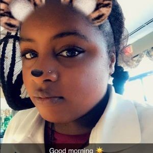 Meet your Posher, Breanna